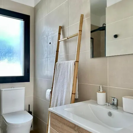 Apartment Casa Fuerteremote - New And Modern House With Office In Corralejo